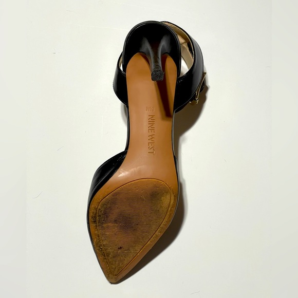 Authentic Nine West Black Ankle Strap Stiletto (comes with box) - Picture 3 of 3